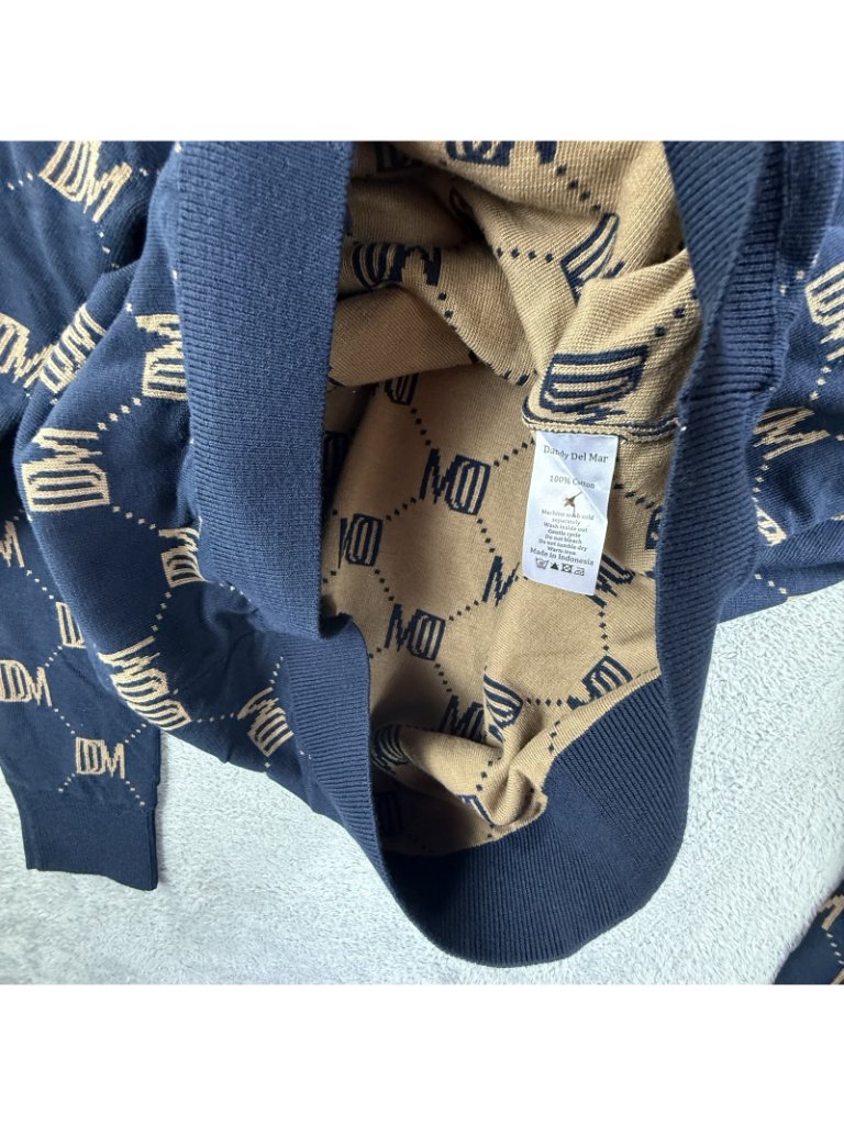 Dandy Del Mar Sweater Mens Medium Blue V Neck Cotton Knit Cardigan Logo Monogram — image 5 of 8